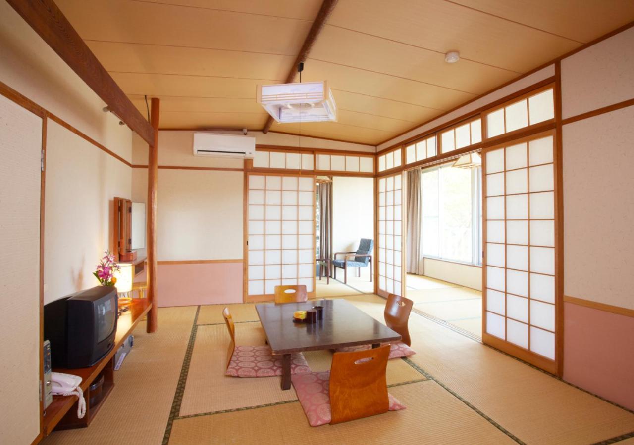 Unzen Iwaki Ryokan Екстериор снимка